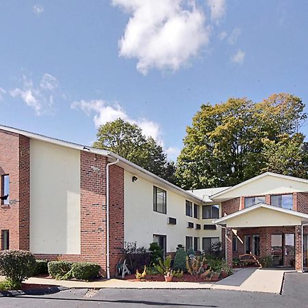 Riverdale Inn West Springfield Eksteriør billede